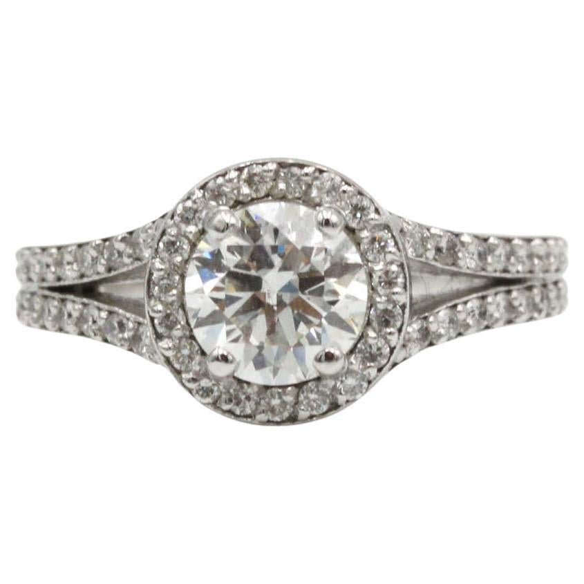 18K White Gold Halo Solitaire Ring with 0.99 ct H VS1 Round Diamond