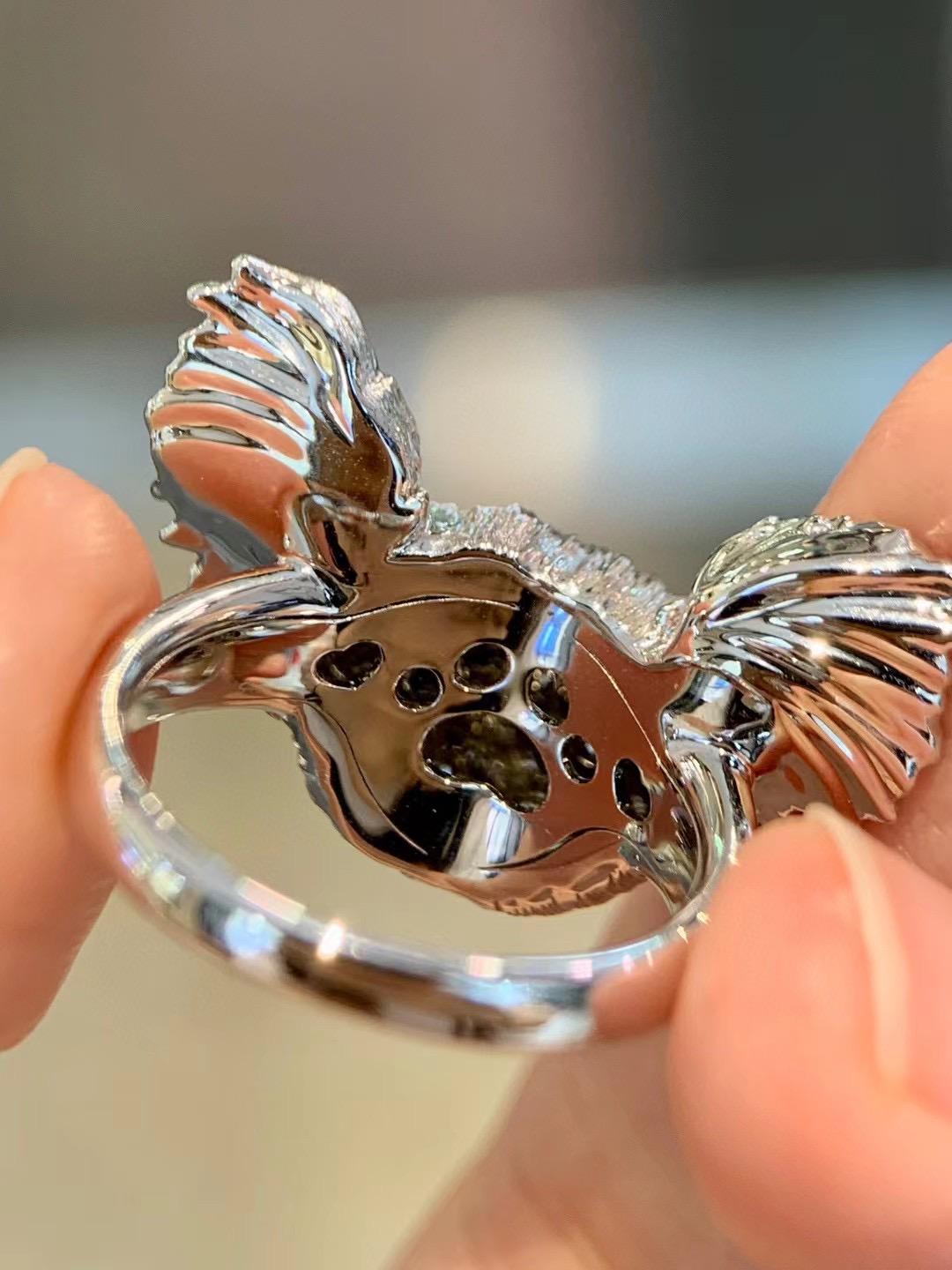 18K White Gold Hand-Carving Natural Black Agate Dog Ring For Sale 11