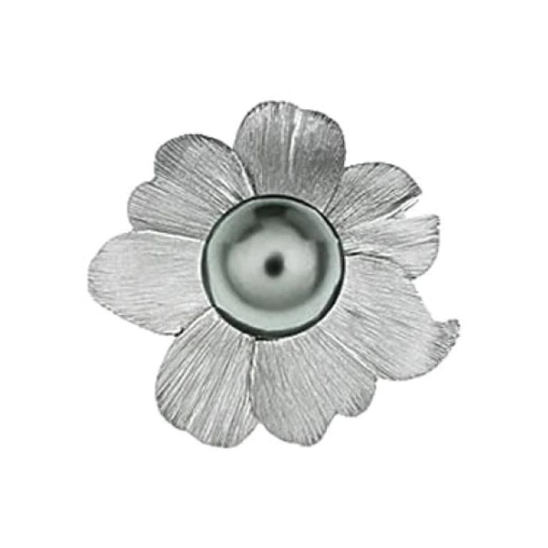 Contemporary 18k White Gold Hand-Crafted Flower Brooch with Tahitian Pearl, by Gloria Bass For Sale
