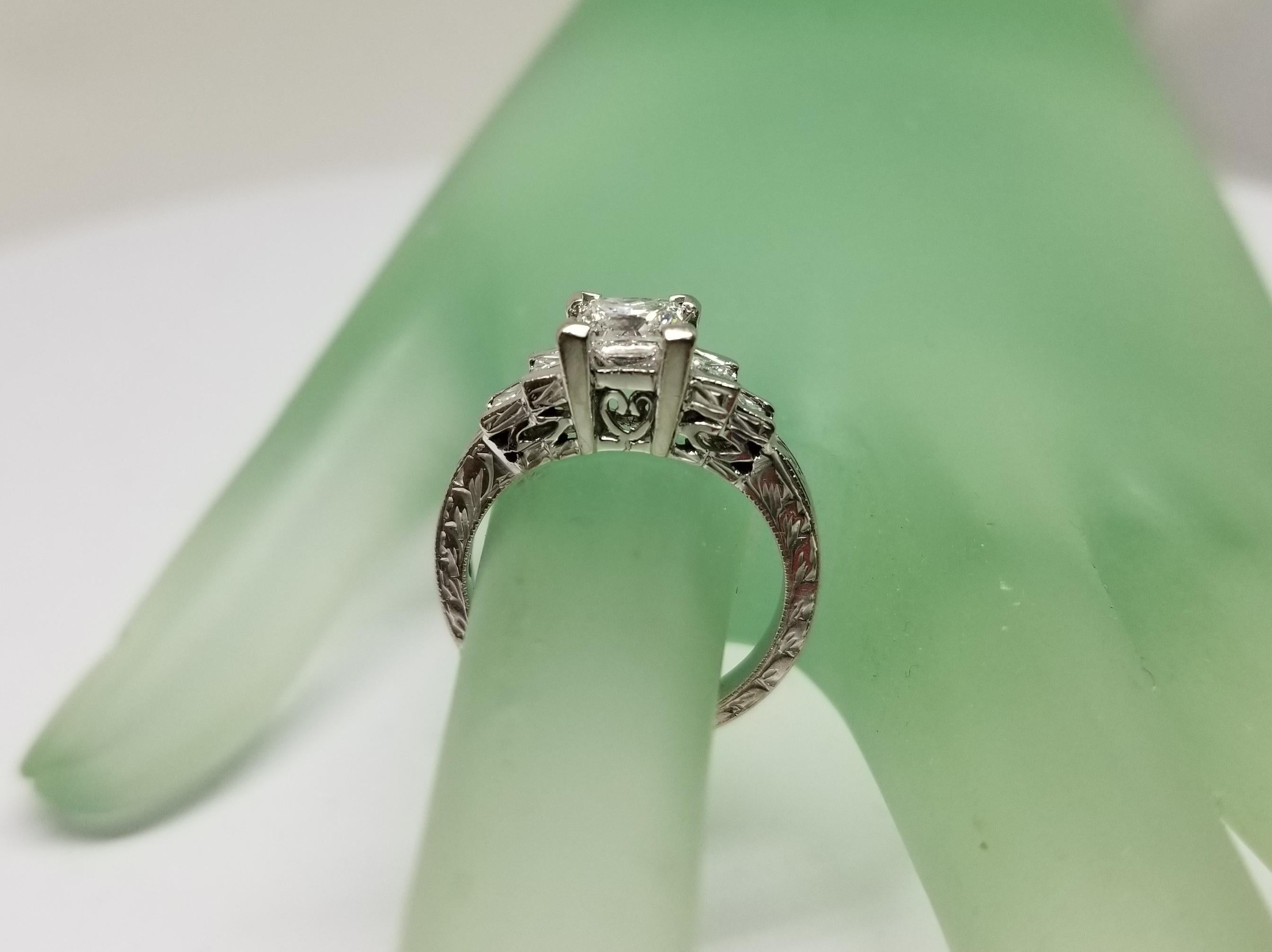 18 Karat Gold Hand Engraved Diamond Princess Cut Ring Total Weight 1.30 Carat In Excellent Condition In Los Angeles, CA