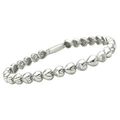 Bracciale tennis con maglie a forma di cuore in oro bianco 18 carati e diamanti - 2,25 CTW VS-G