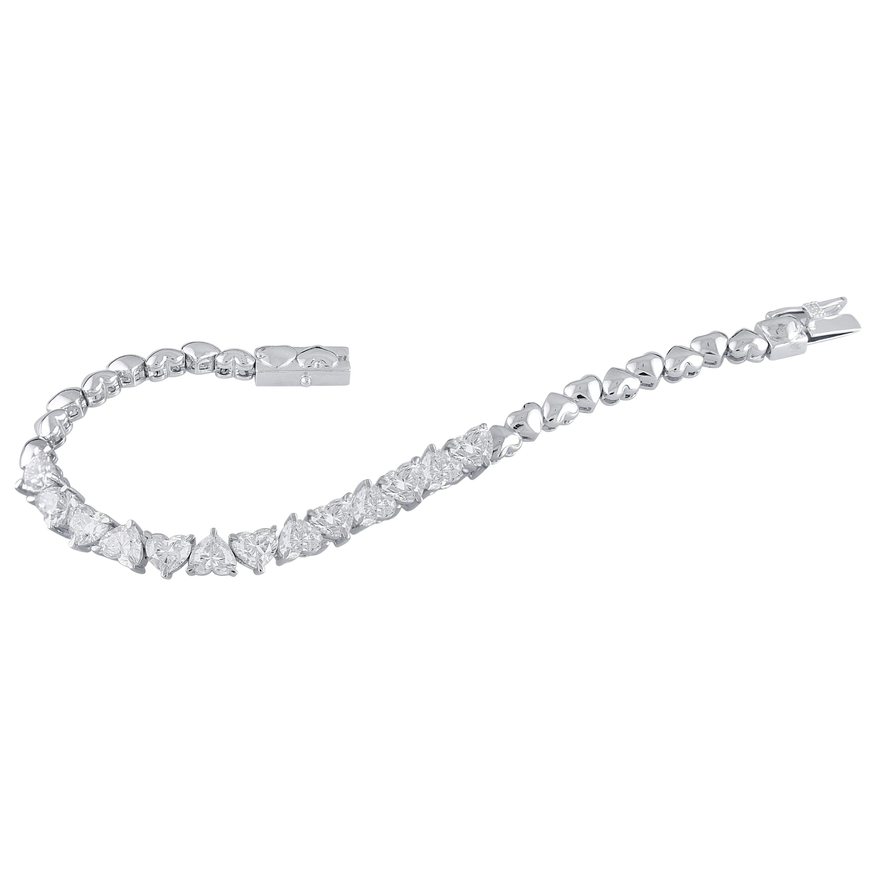 18 Karat White Gold Heart Shape White Diamond Tennis Bracelet