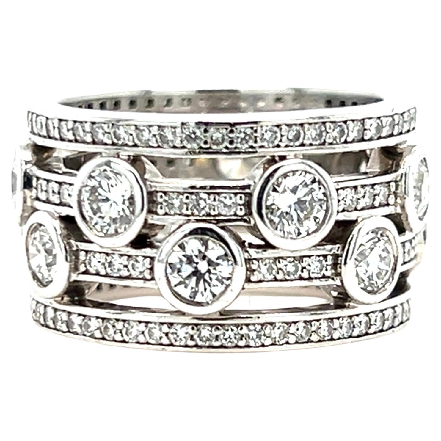 Anillo Eterno de Diamantes Hearts On Fire de Oro Blanco de 18k en venta