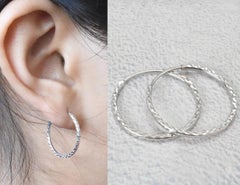 18k White Gold Hoop Earrings Diamond Cut Textured Hoop Lightweight Hoop Earrings