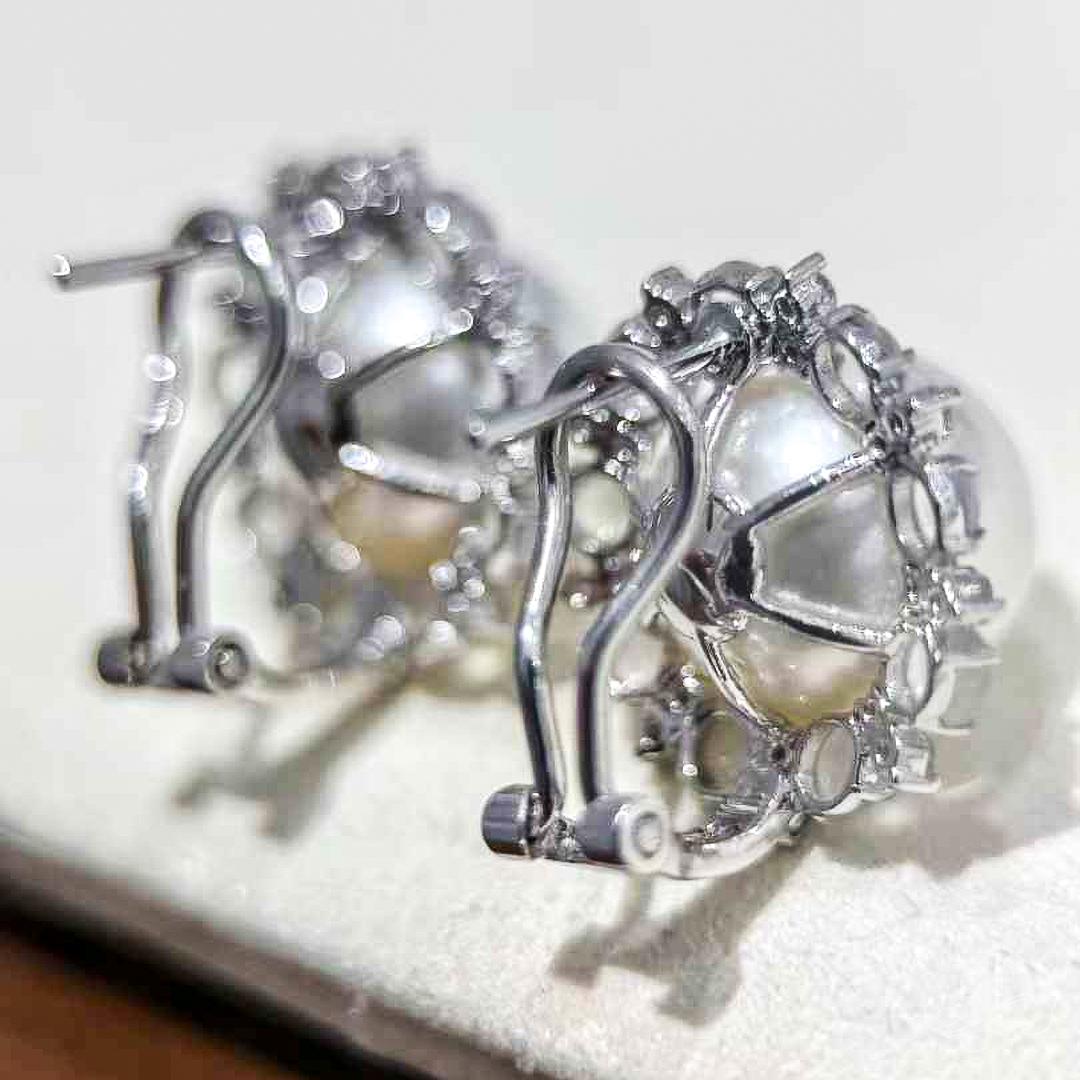 【Jādora】Icy Bloom White Jadeite & South Sea Pearl Earrings For Sale 3