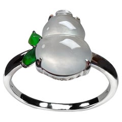 Bague cocktail en or blanc 18 carats, jadéite glacée, jadéite verte et gourde