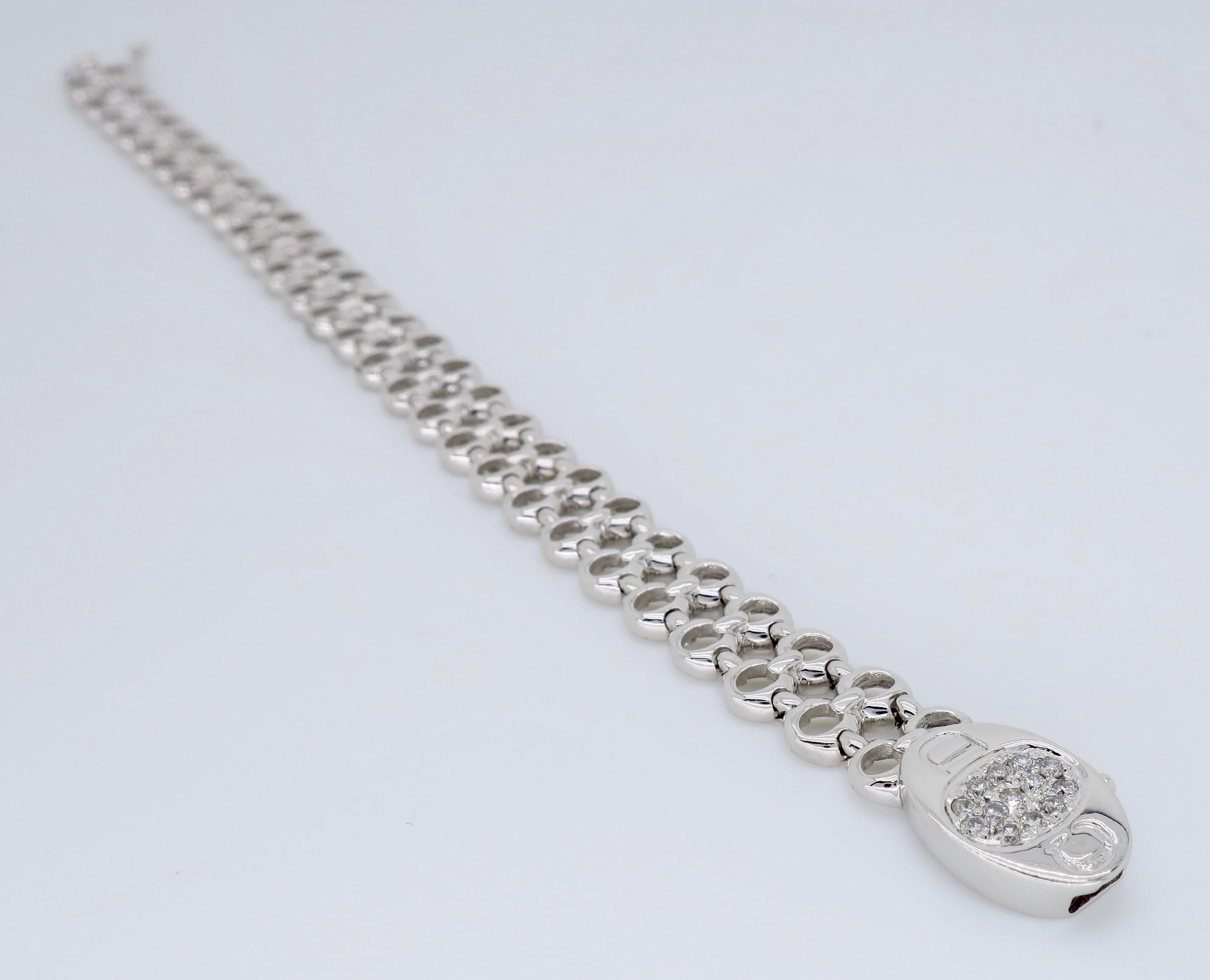 18 Karat White Gold Interlocking Link Diamond Bracelet 2