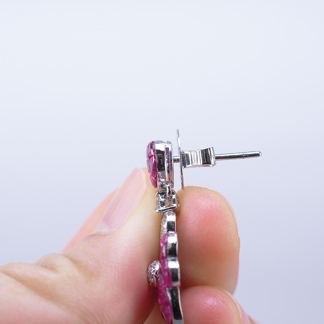Square Cut 18K White gold invisible Ruby and Diamond clove Earrings For Sale