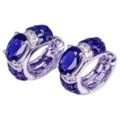 Créoles en or blanc 18 carats avec saphirs invisibles