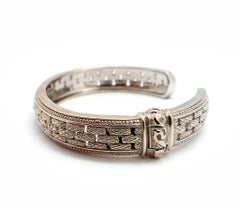 18 Karat White Gold Judith Ripka Diamond Hinged Bangle Bracelet