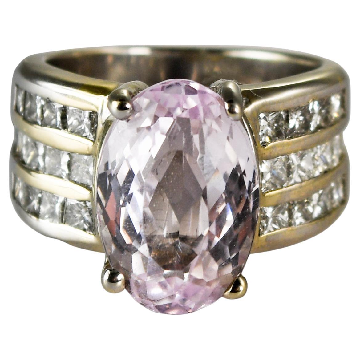 18K White Gold Kunzite and Diamond Ring 13.7g