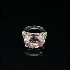 18k White Gold Kunzite and Diamond Ring