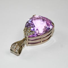 Colgante Oro Blanco 18K Kunzita y Diamante 31g