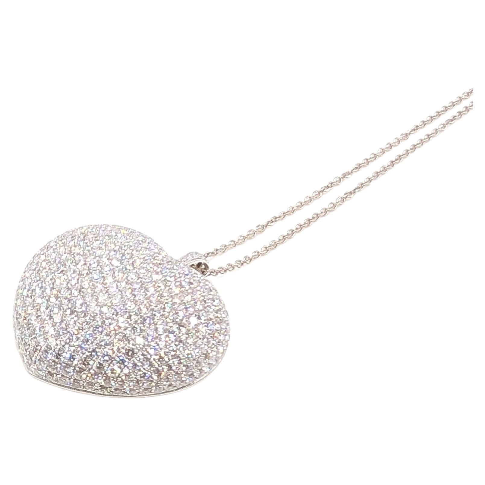 Pendentif en or blanc 18K avec un grand coeur en diamant naturel 3-D