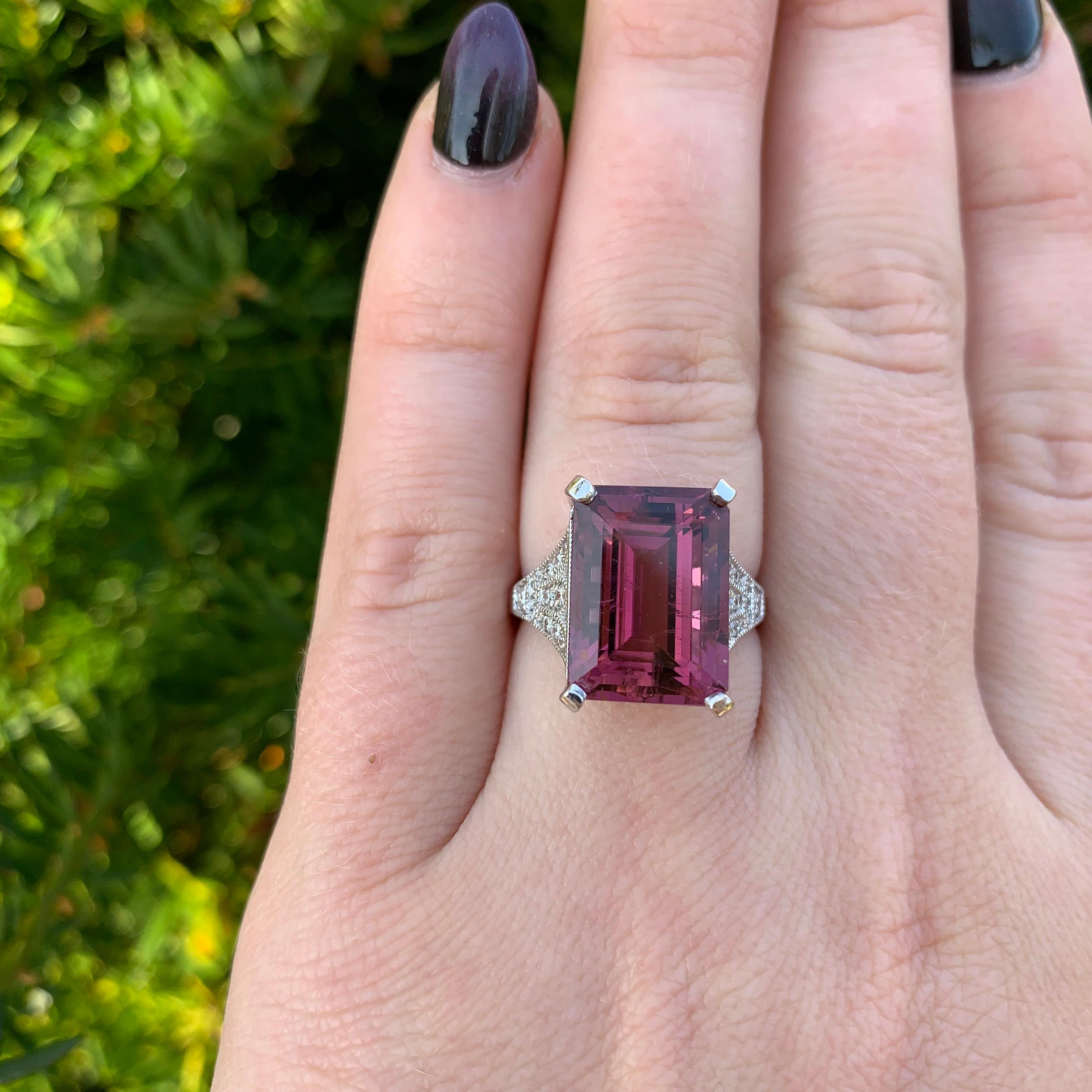 18K White Gold Large 9.93 carat Rubellite Tourmaline and Diamond Ring size 6.75 For Sale 1