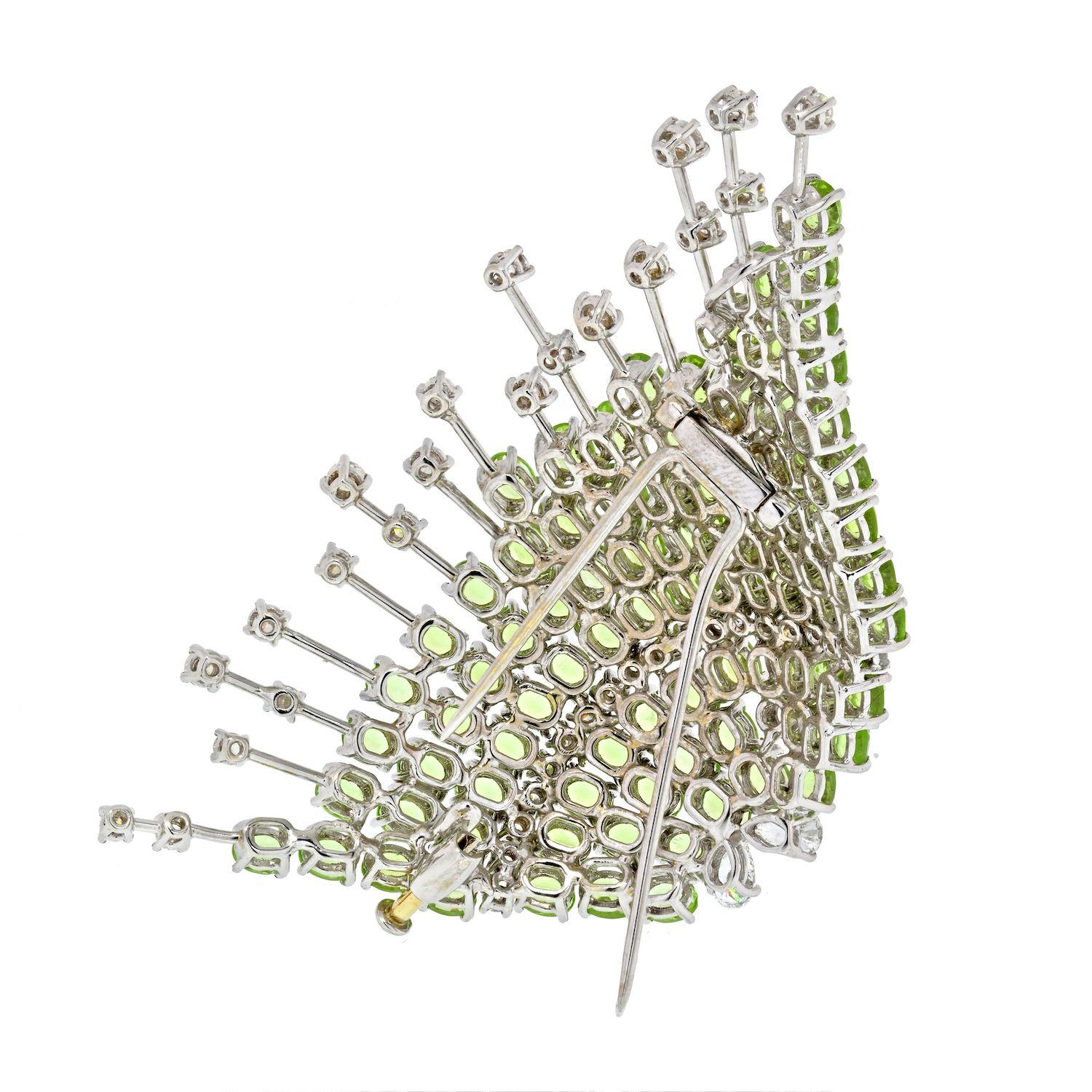 Round Cut 18K White Gold Light Green Garnet and Diamond Fish Brooch For Sale