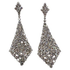 18k White Gold Long Dangle Diamond Earrings
