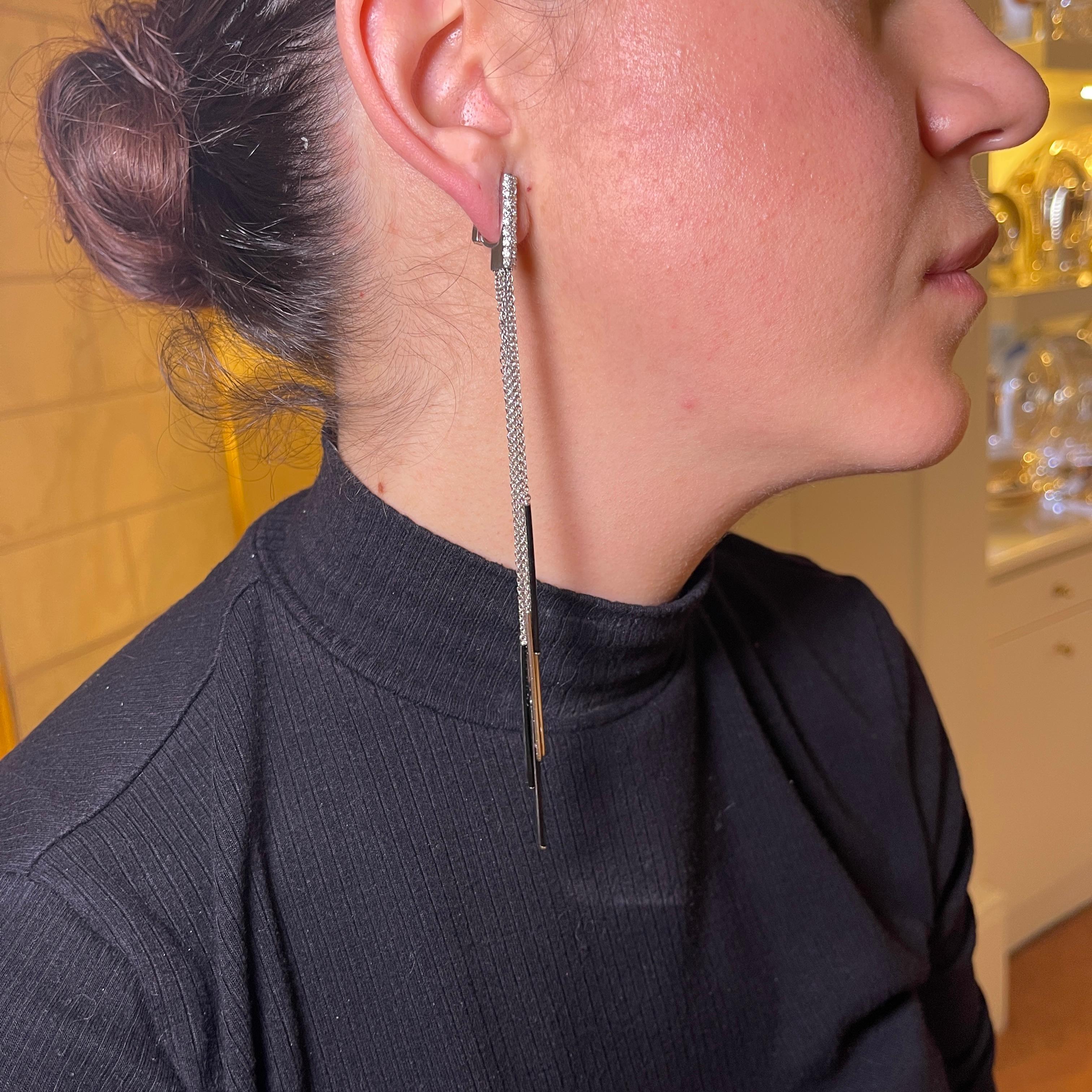 18K White Gold Long Drop Earrings with Diamonds and Black Enamel Bars For Sale 1