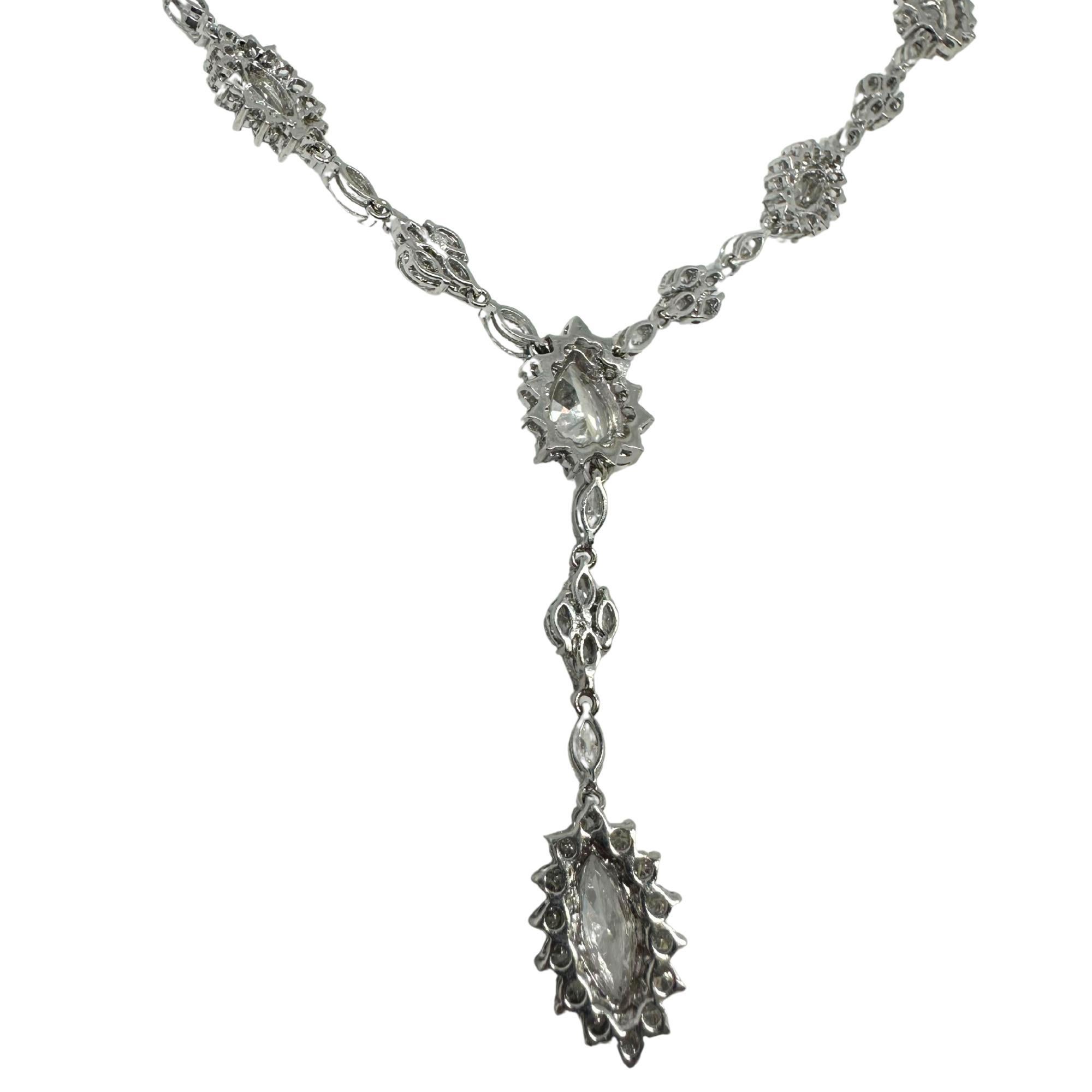 Collier Lariat en or blanc 18K avec diamants en forme de poire et de marquise en vente 2