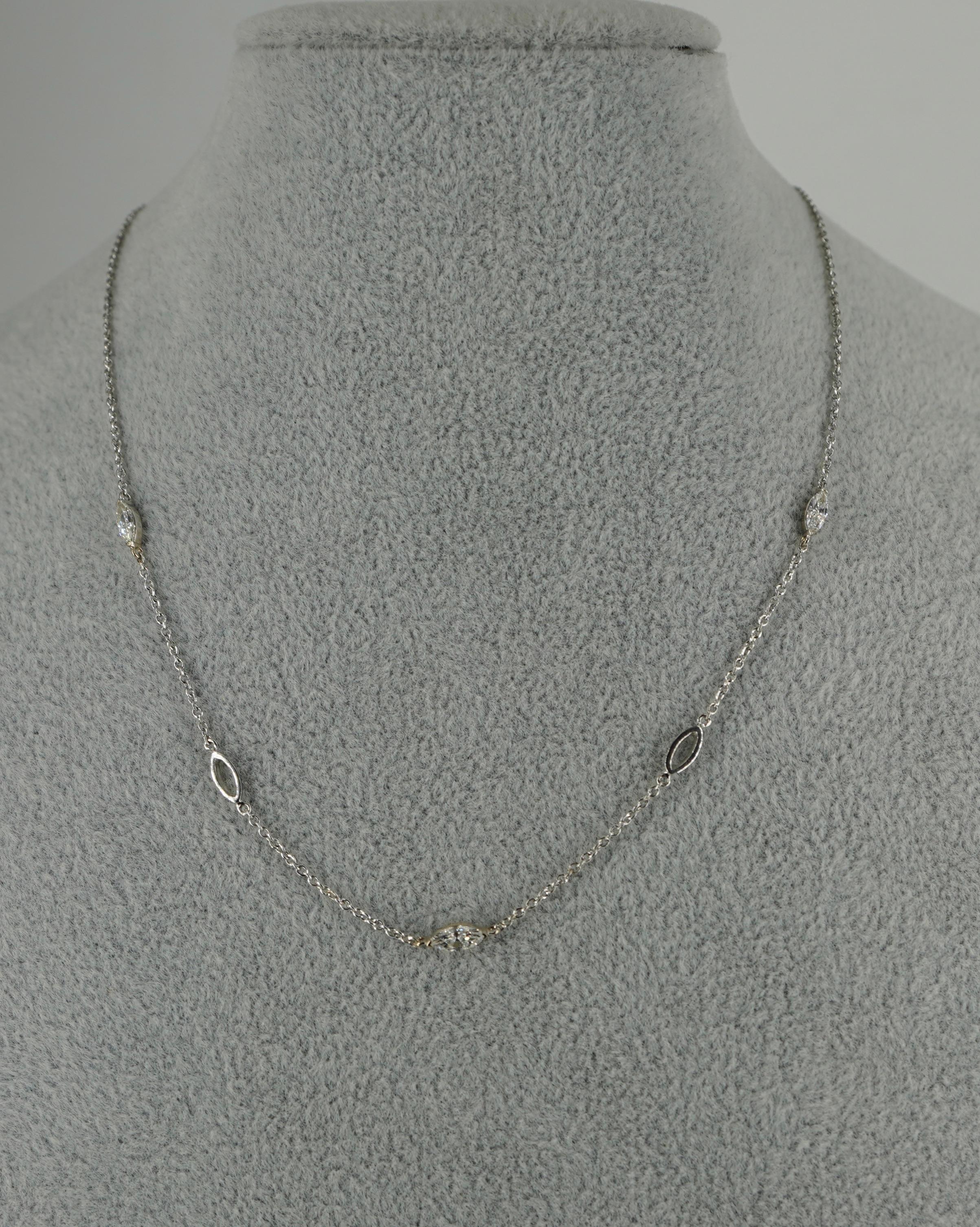 Donna Collana con diamanti marquise in oro bianco 18K in vendita