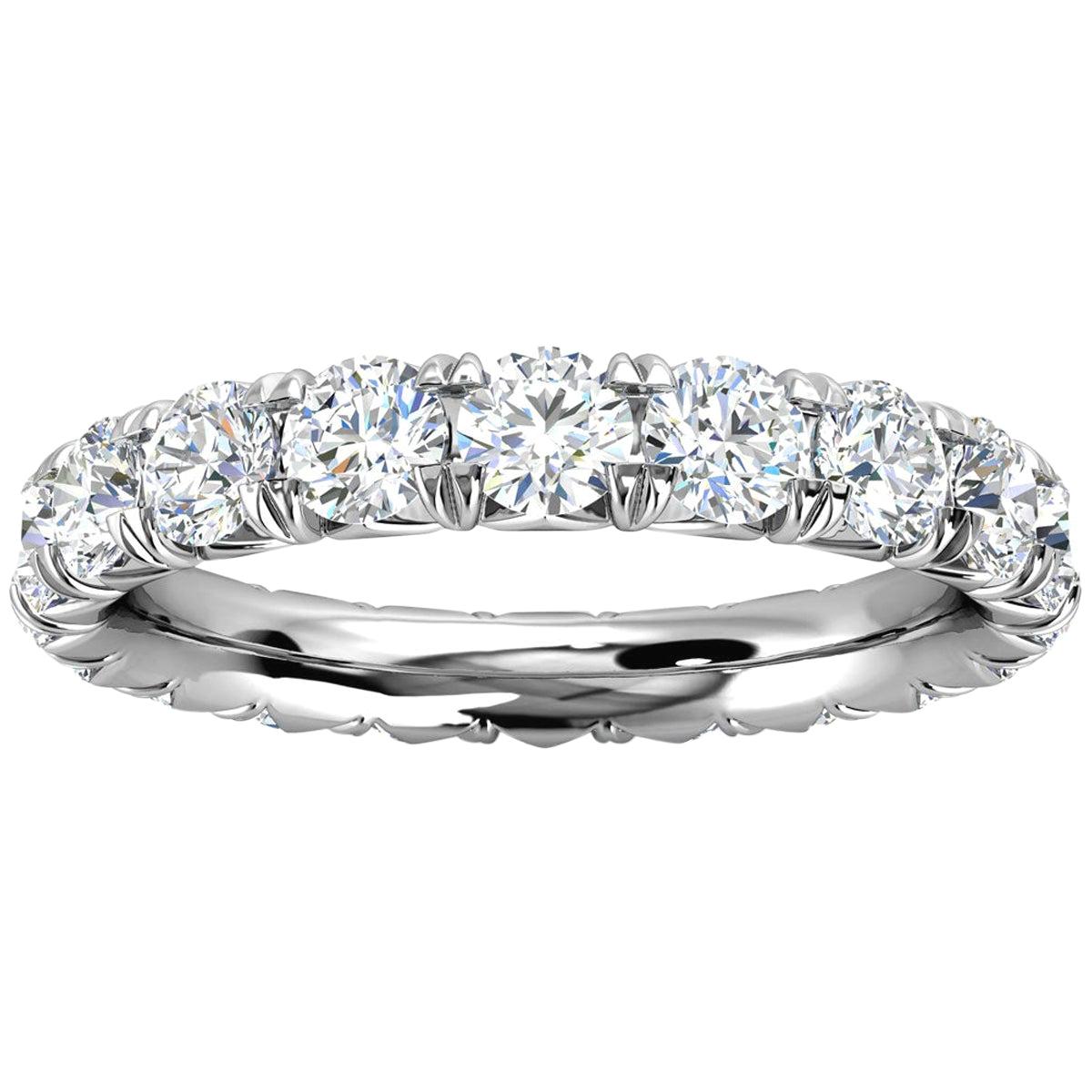Mia French Pave Diamond Eternity Bague d'éternité en or blanc 18 carats avec diamants 2 carats « Tw »