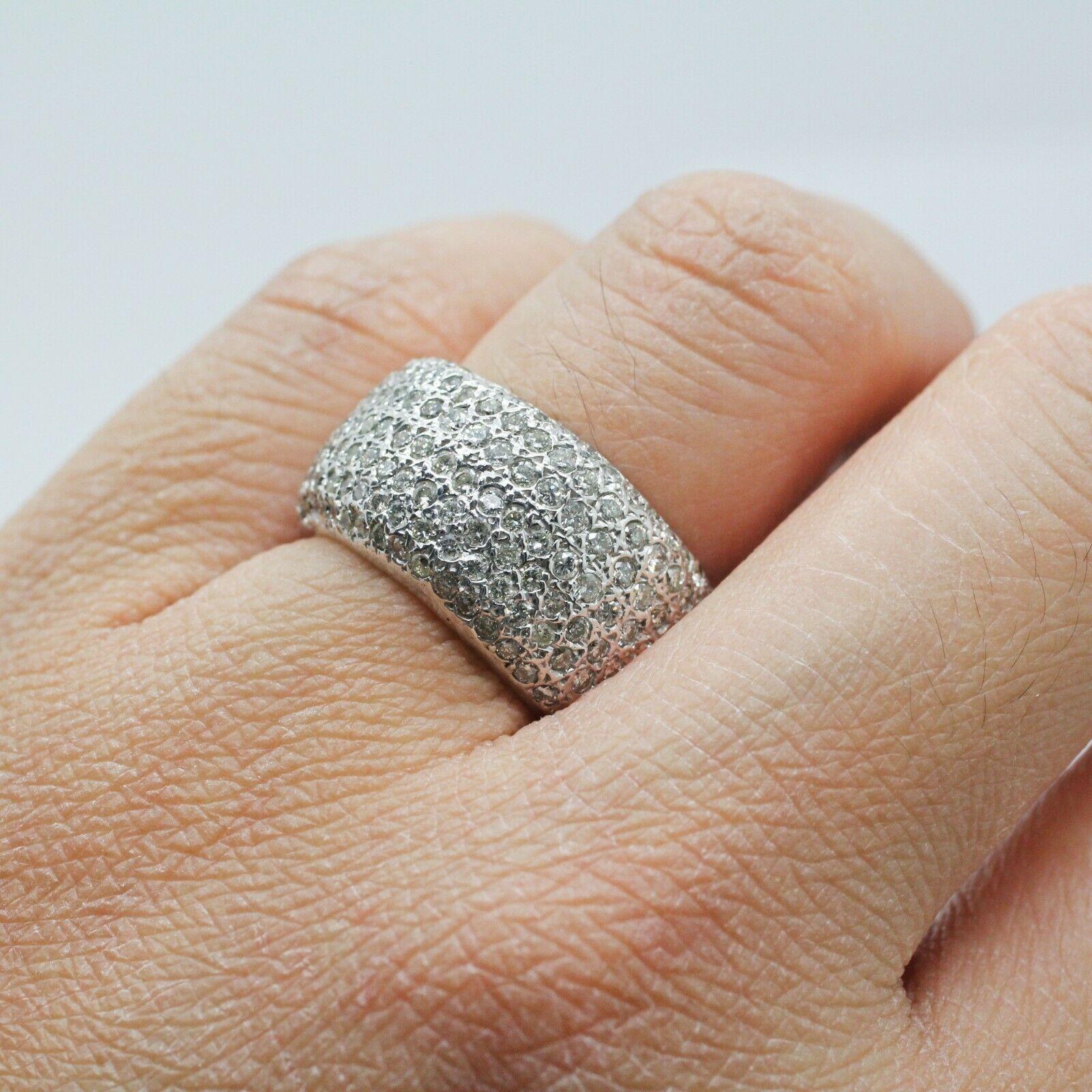 Round Cut 18 Karat White Gold Micropave' Diamond Ring