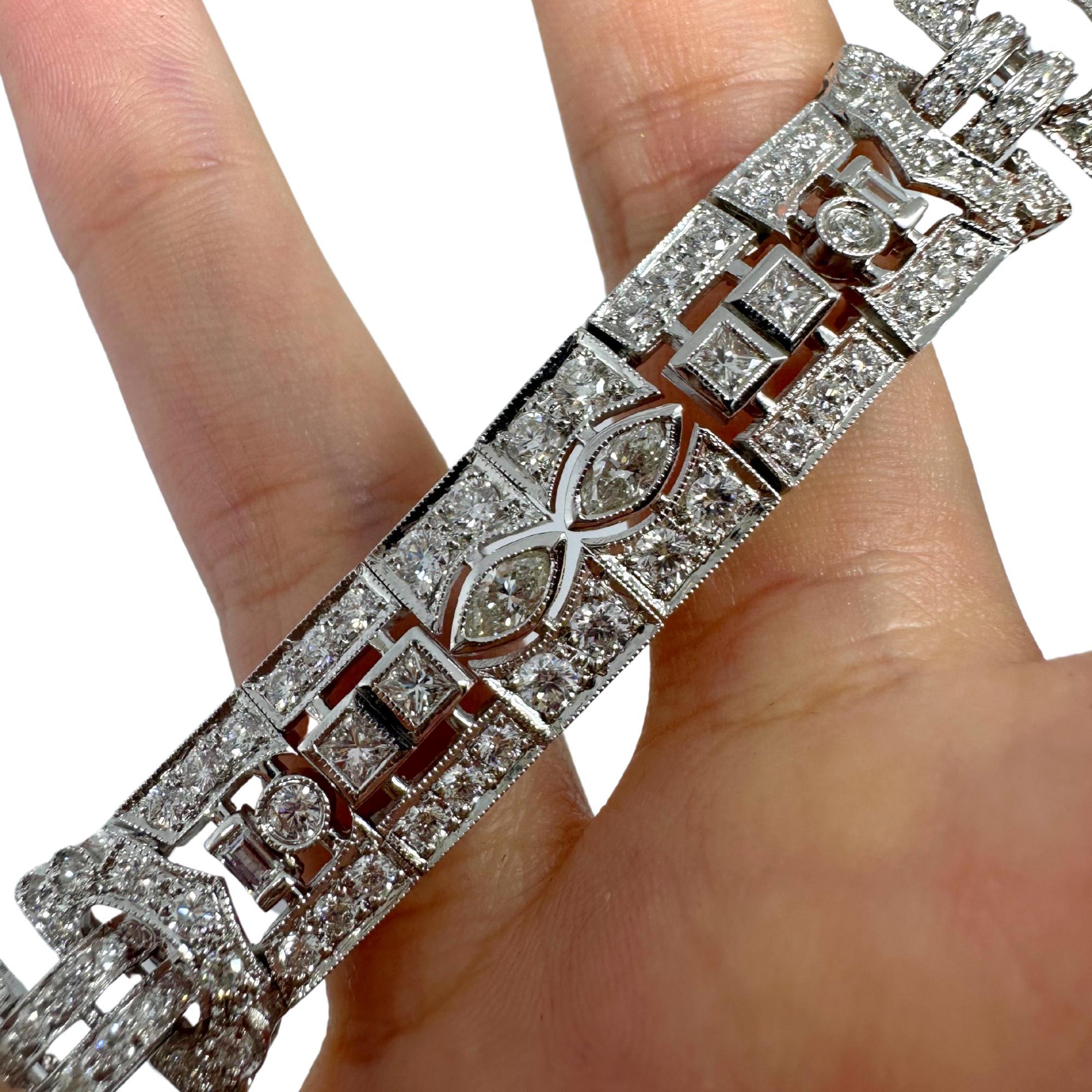 Bracelet en or blanc 18 carats avec diamants tailles mixtes en vente 5