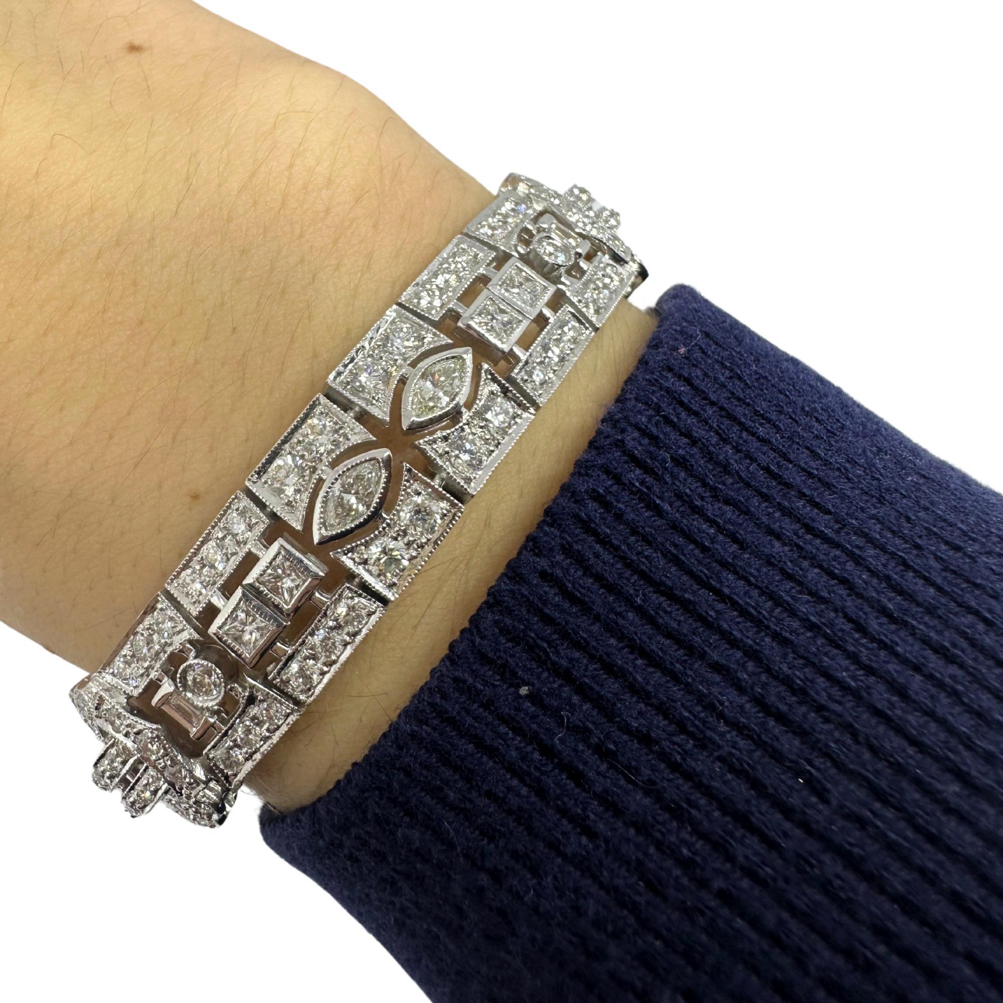 Bracelet en or blanc 18 carats avec diamants tailles mixtes en vente 6