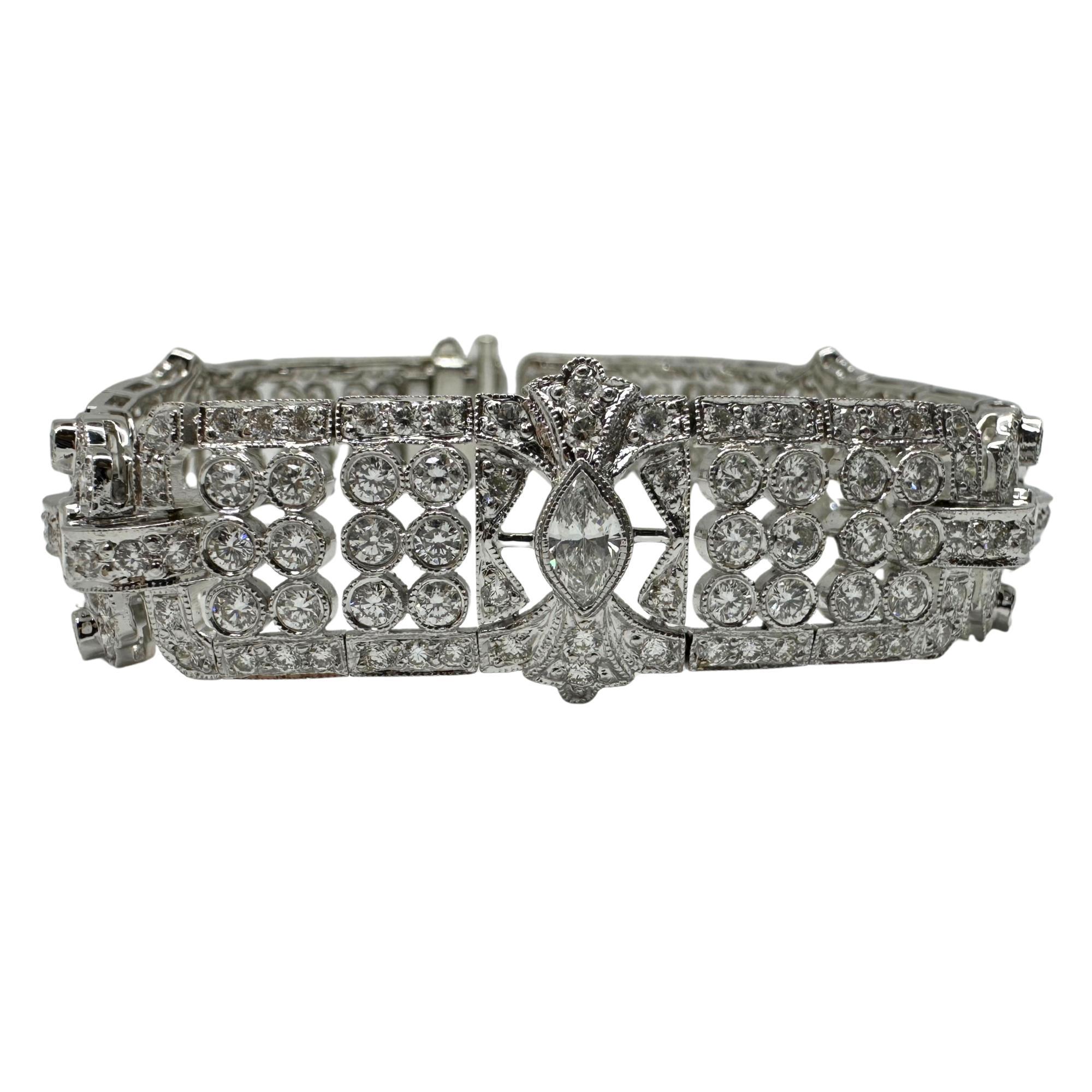 18K White Gold Mixed Cut Diamond Bracelet For Sale 1