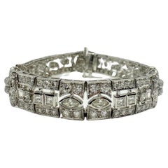 18K White Gold Mixed Cut Diamond Bracelet