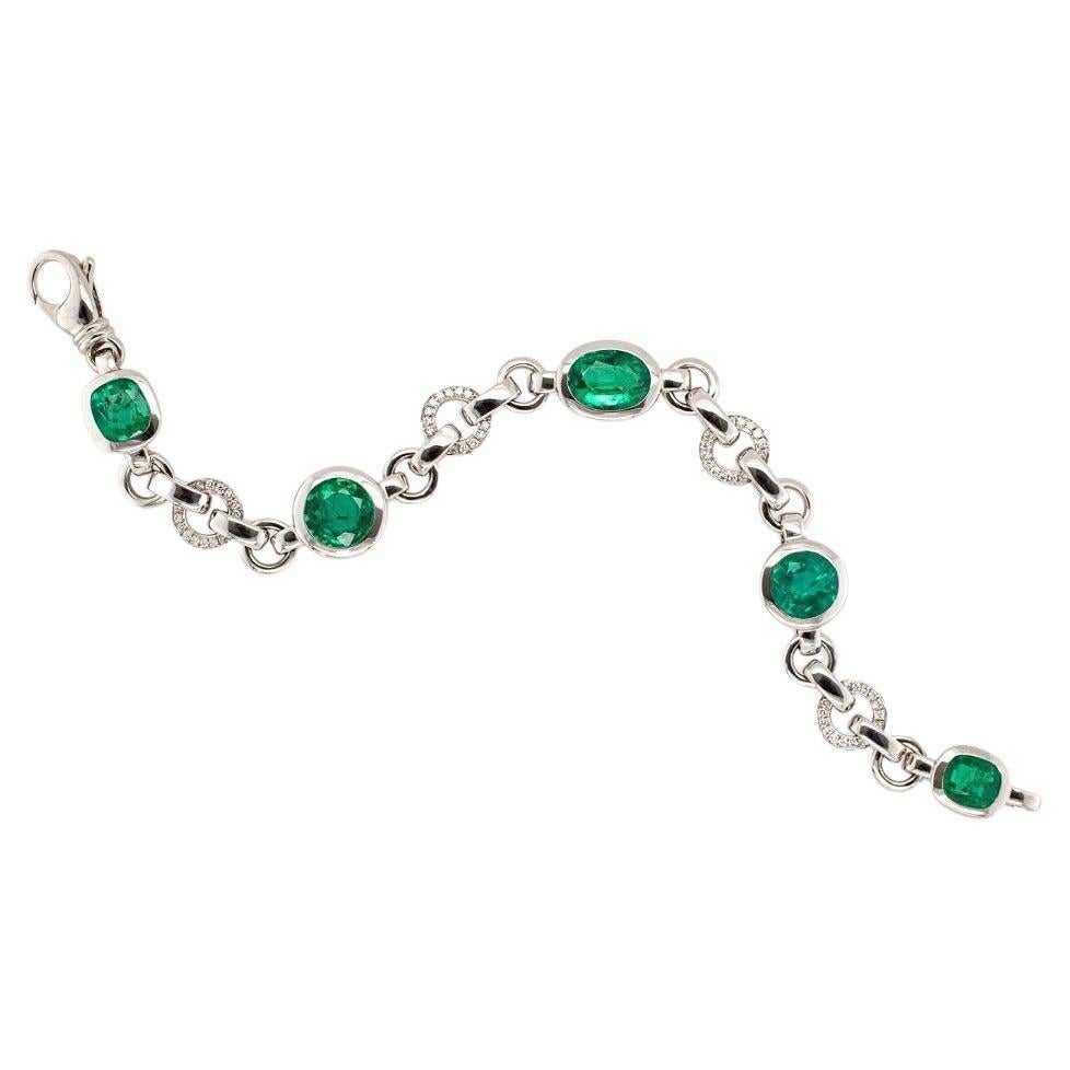 18K White Gold Mixed-Cut Emerald and Diamond Bracelet For Sale