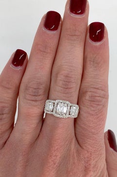 18 Karat White Gold Mosaic Diamond Ring
