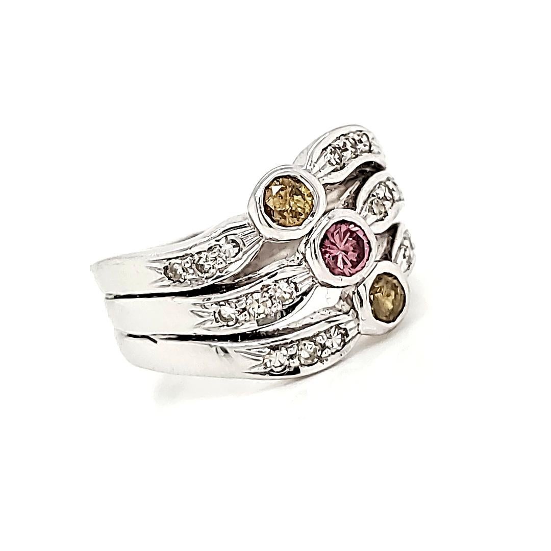 For Sale:  18k White Gold Multi Color Diamonds Cts 0.44 Engagement Ring 4
