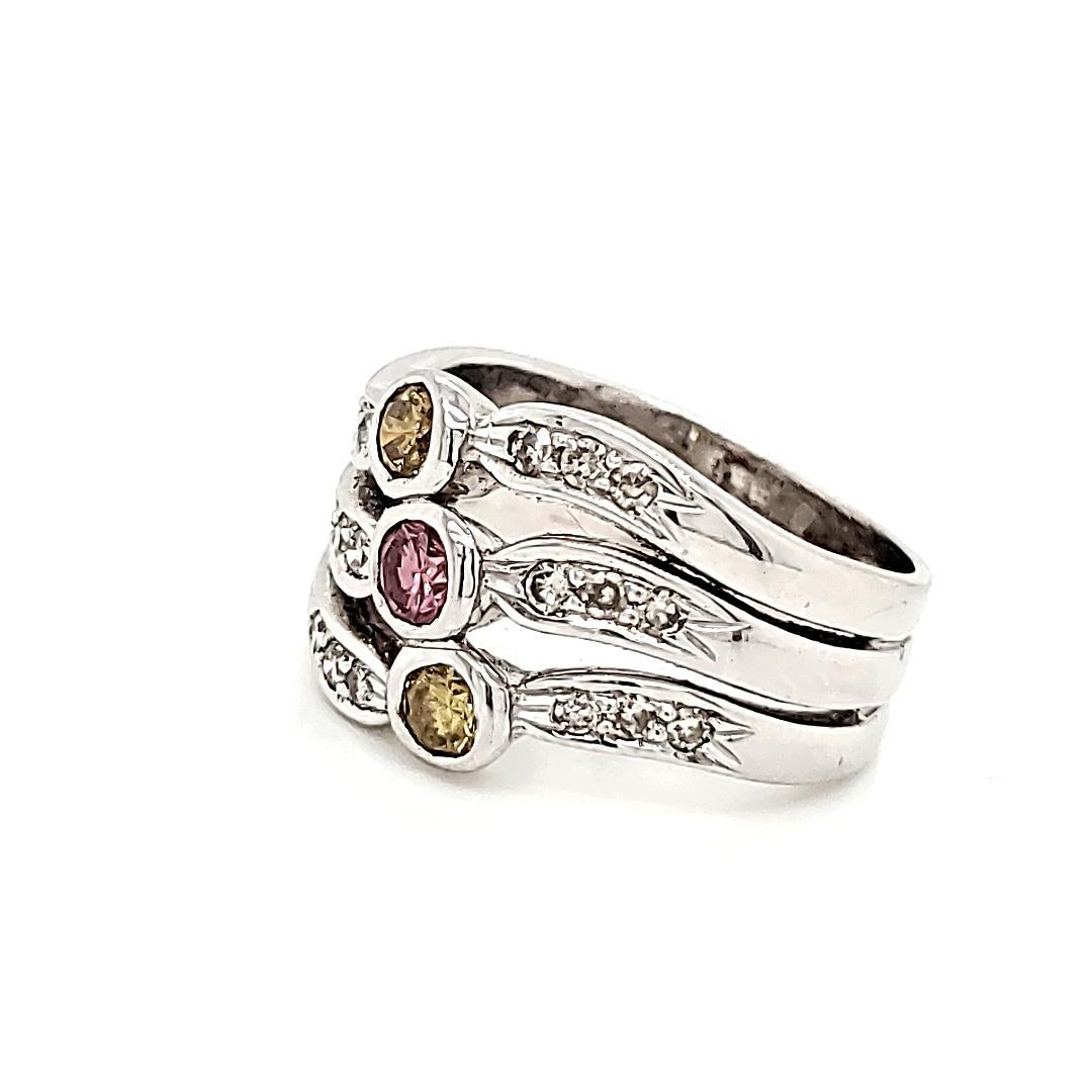 For Sale:  18k White Gold Multi Color Diamonds Cts 0.44 Engagement Ring 7