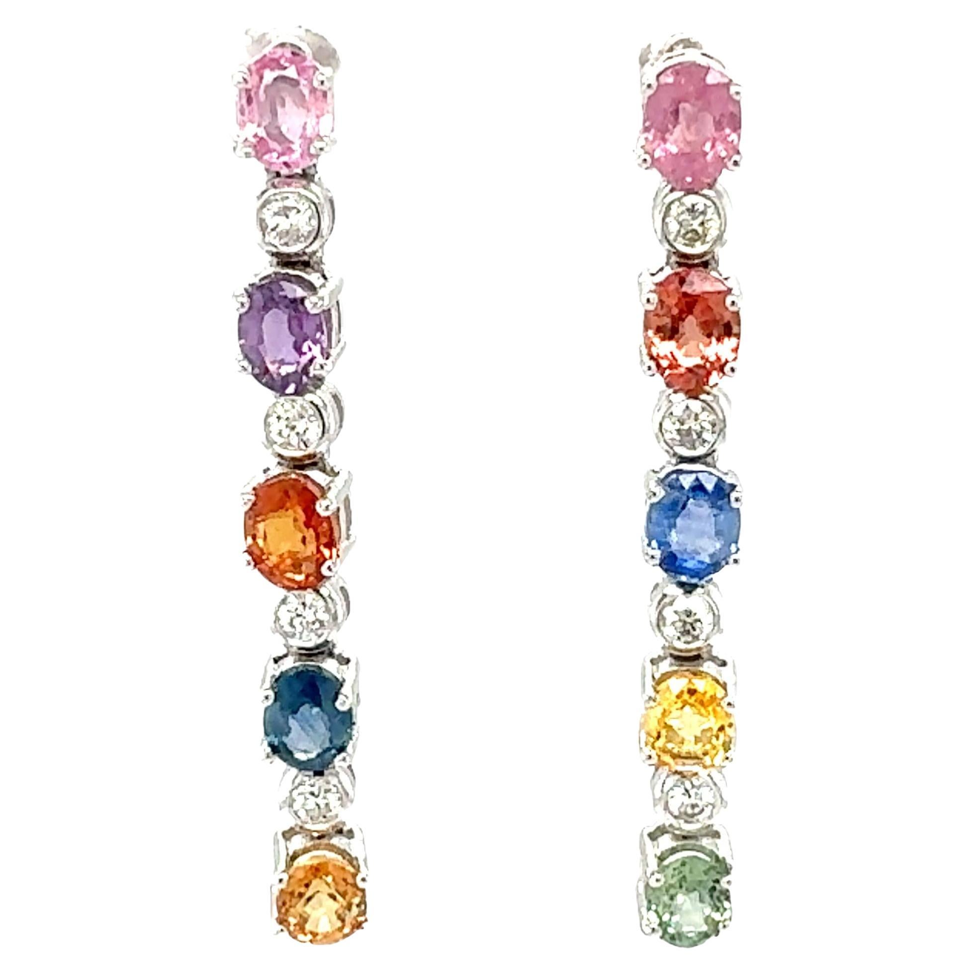 Boucles d'oreilles or blanc 18 carats avec saphirs multicolores et diamants