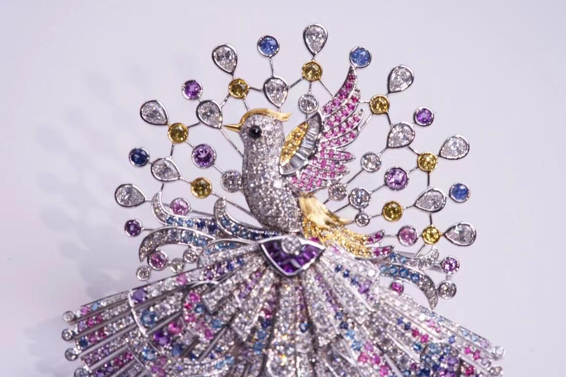Round Cut 18K White Gold Multi-Color Sapphire & Diamond ' Mystery ‘ Brooch For Sale