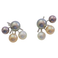 Boucles d'oreilles en or blanc 18 carats, perles de mer multicolores et diamants 0,19 carat