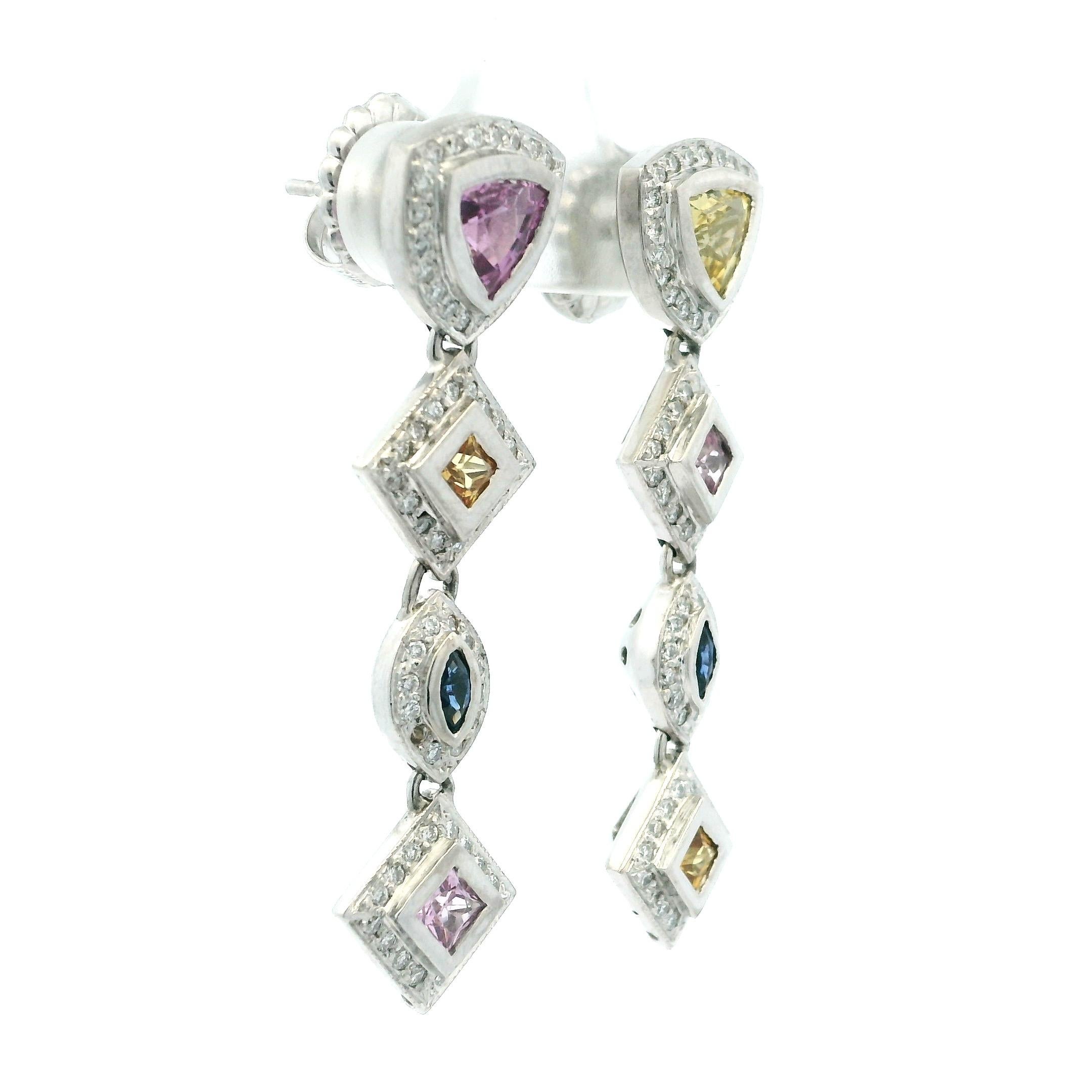 Orecchini a goccia articolati con zaffiro e diamante in oro bianco 18 carati, 5ct Sapph in vendita 4