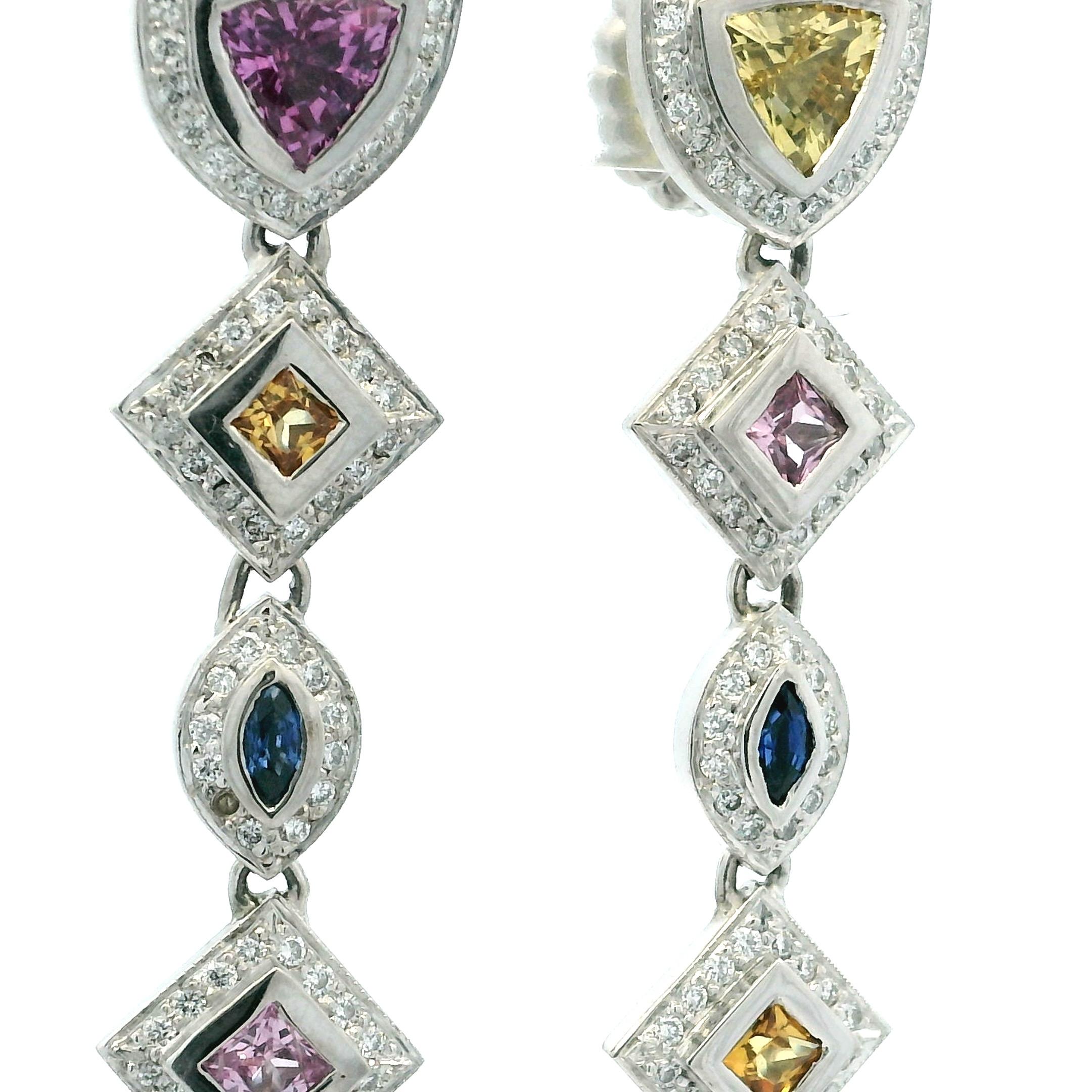 Orecchini a goccia articolati con zaffiro e diamante in oro bianco 18 carati, 5ct Sapph in vendita 3