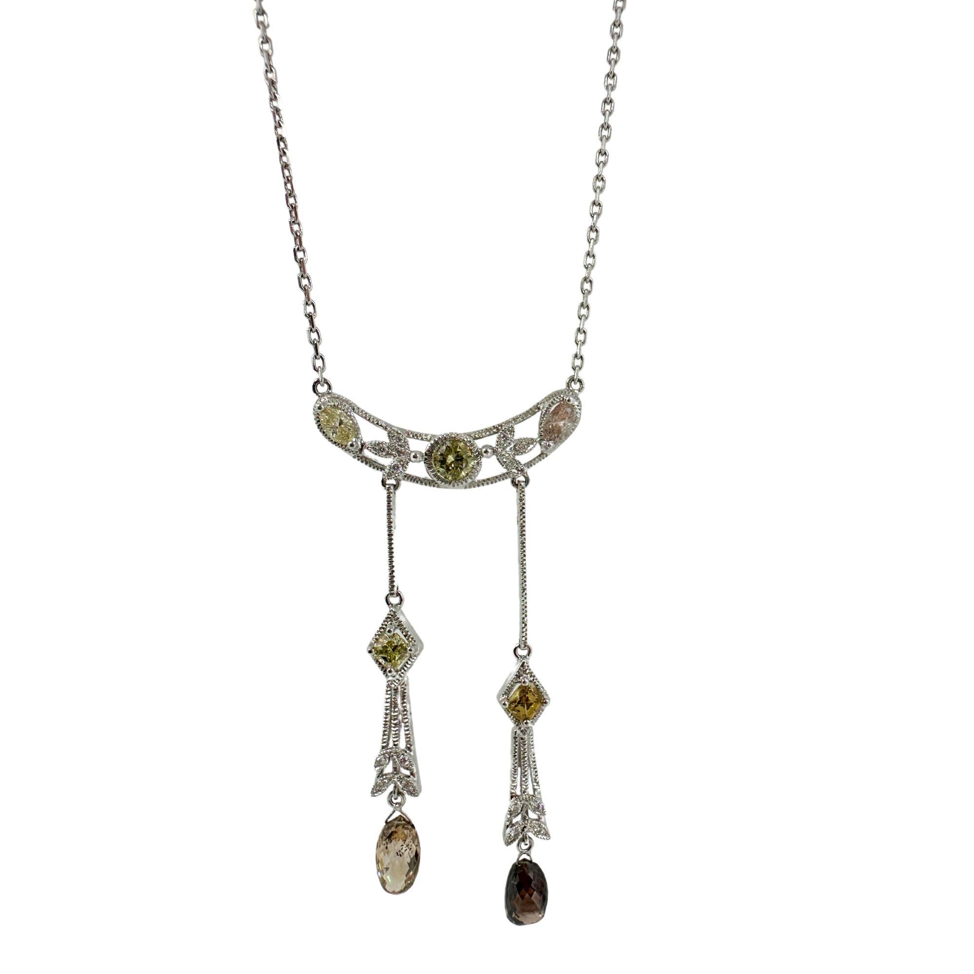 Taille mixte Collier Briolette en or blanc 18k avec diamants multicolores et brun en vente