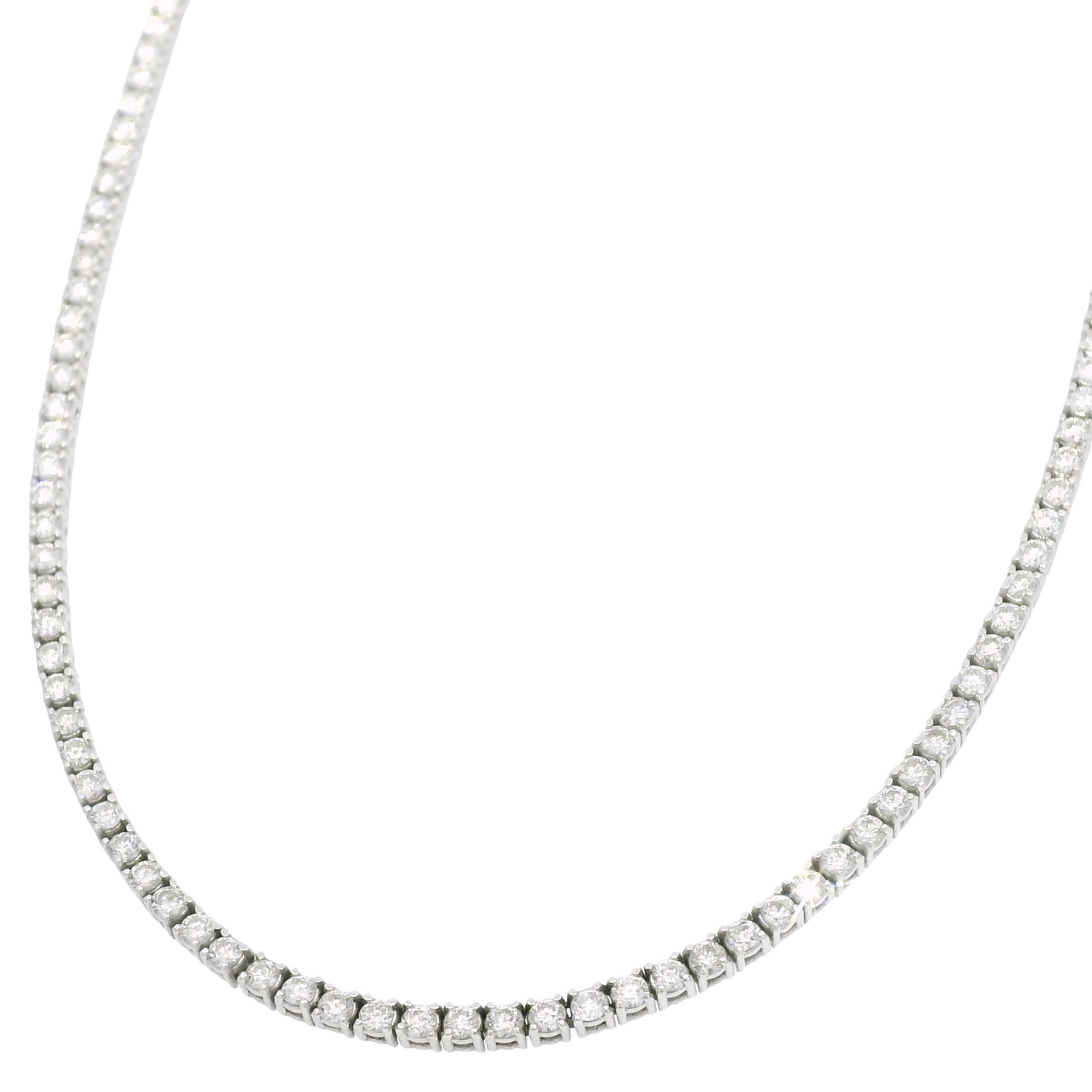 Collana Tennis con diamanti naturali da 4,0 carati in oro bianco 18k In condizioni ottime in vendita a Boca Raton, FL