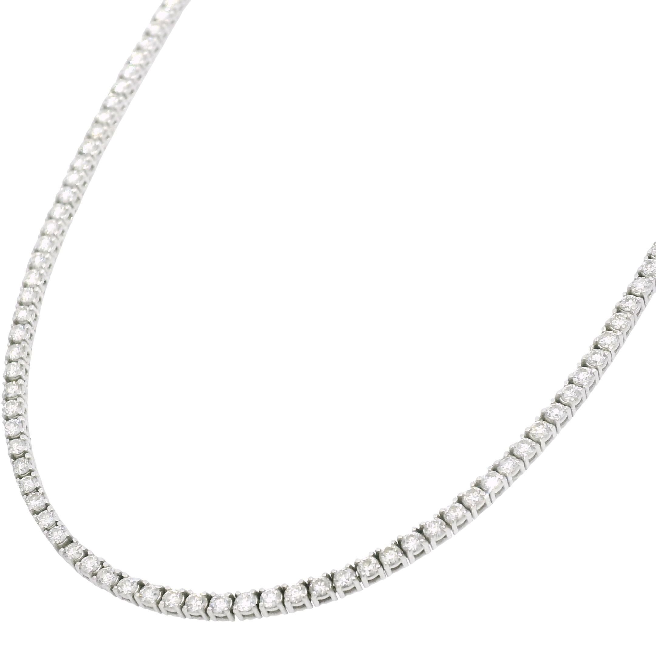 Donna Collana Tennis con diamanti naturali da 4,0 carati in oro bianco 18k in vendita