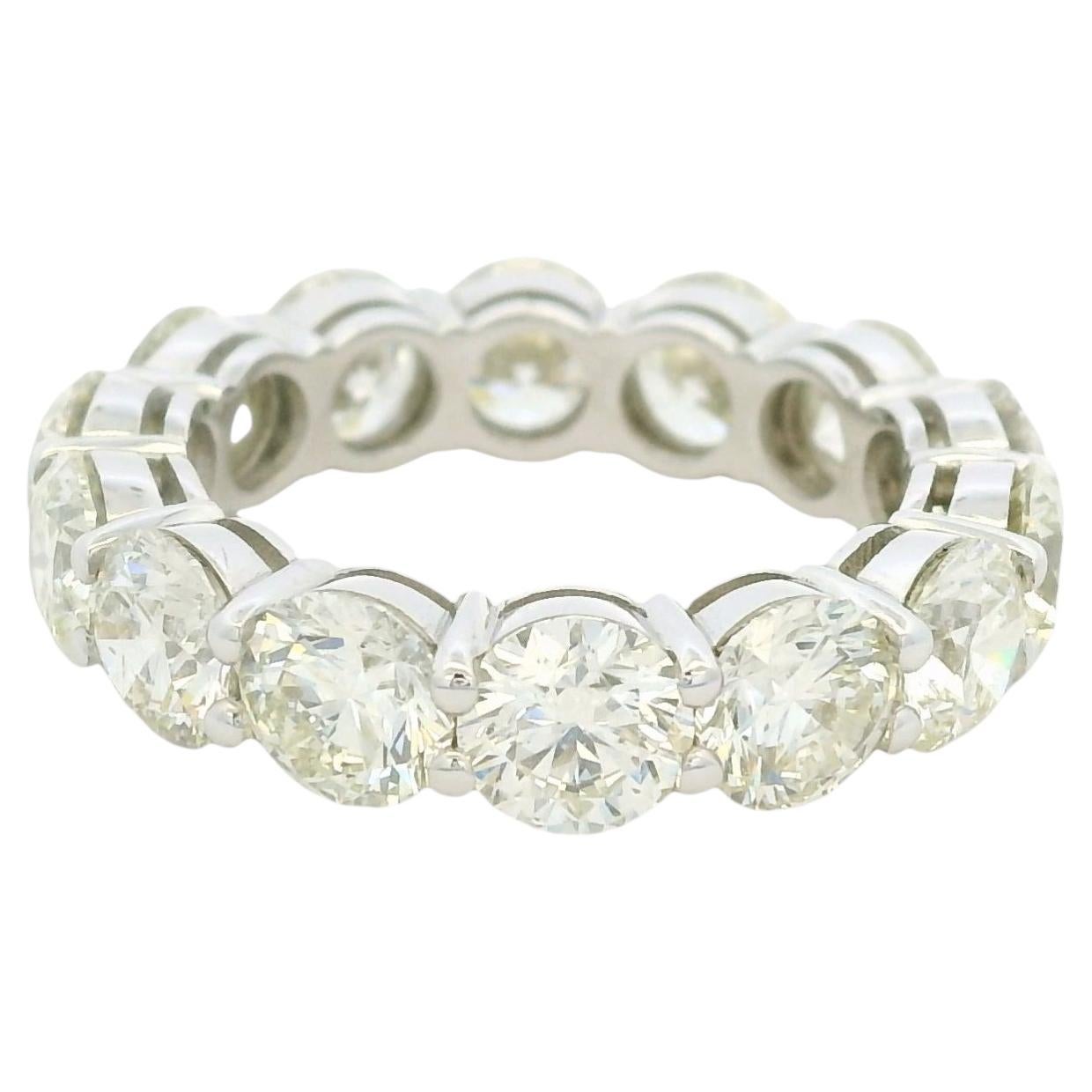 18K Weißgold Natürlicher 7,11 Karat Runder Brillantschliff Diamant Ewigkeitsring