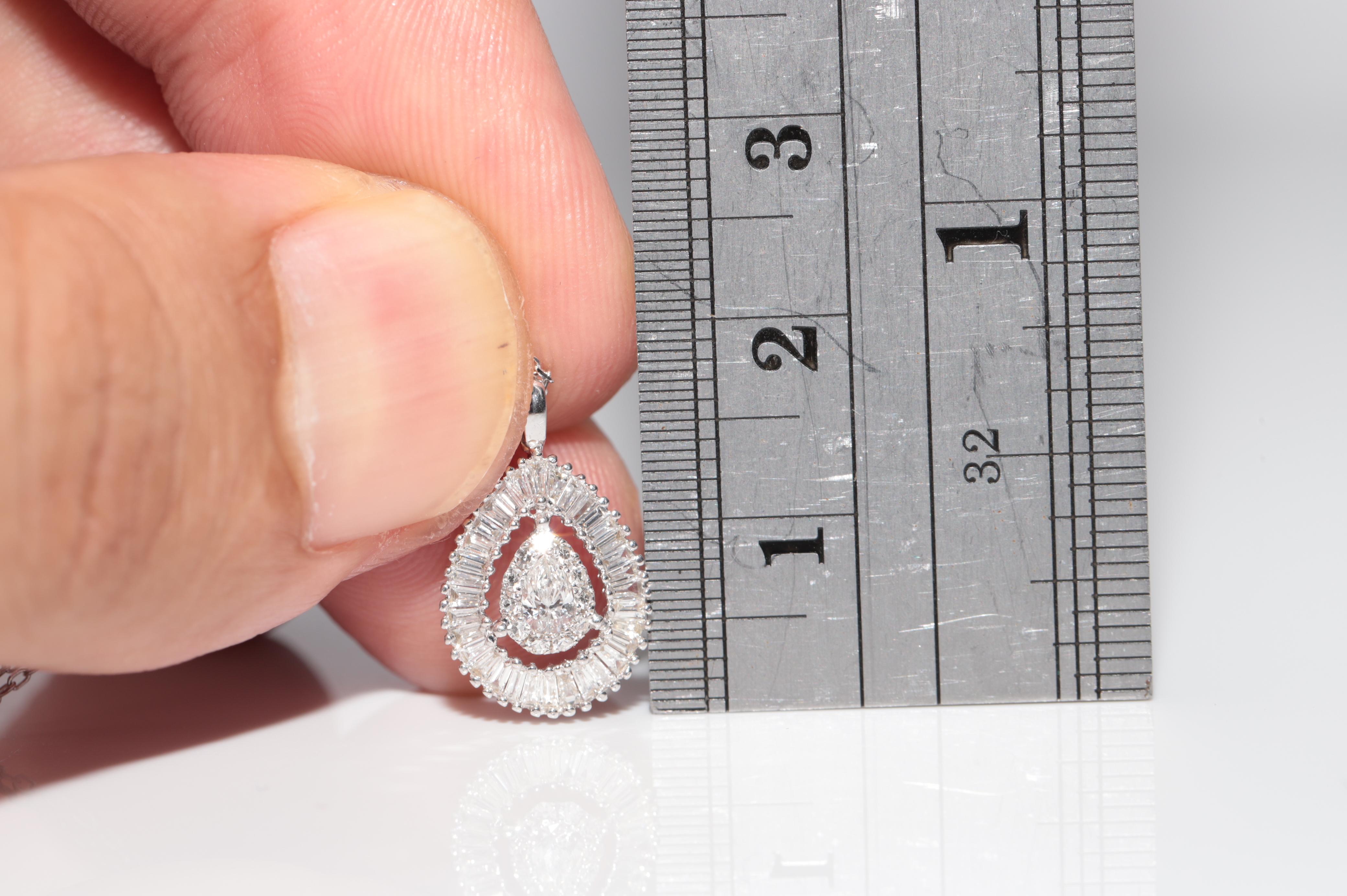 18k White Gold Natural Baguette Cut Diamond Decorated Drop Pendant Necklace For Sale 10