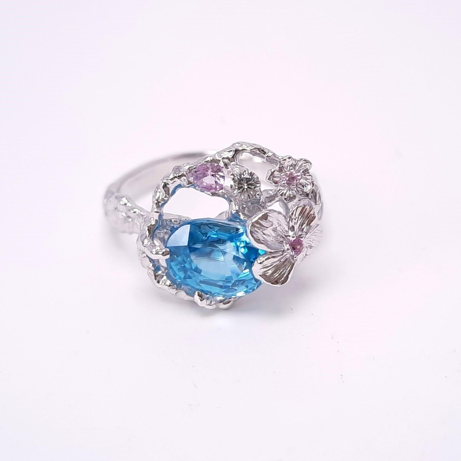 Contemporary MOISEIKIN Natural Blue Zircon Diamond Handmade White Gold Ring For Sale