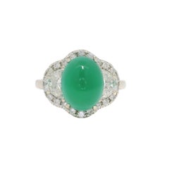 18K White Gold Natural Cabochon Emerald & Half Moon Diamond Side Stone Ring