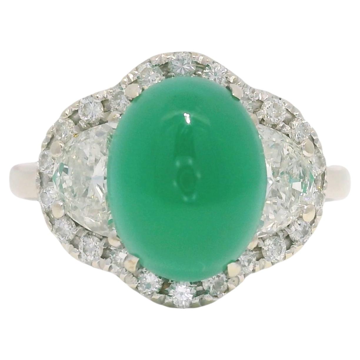 18K Weißgold Natürlicher Cabochon Smaragd & Halbmond Diamant Seite Stein Ring