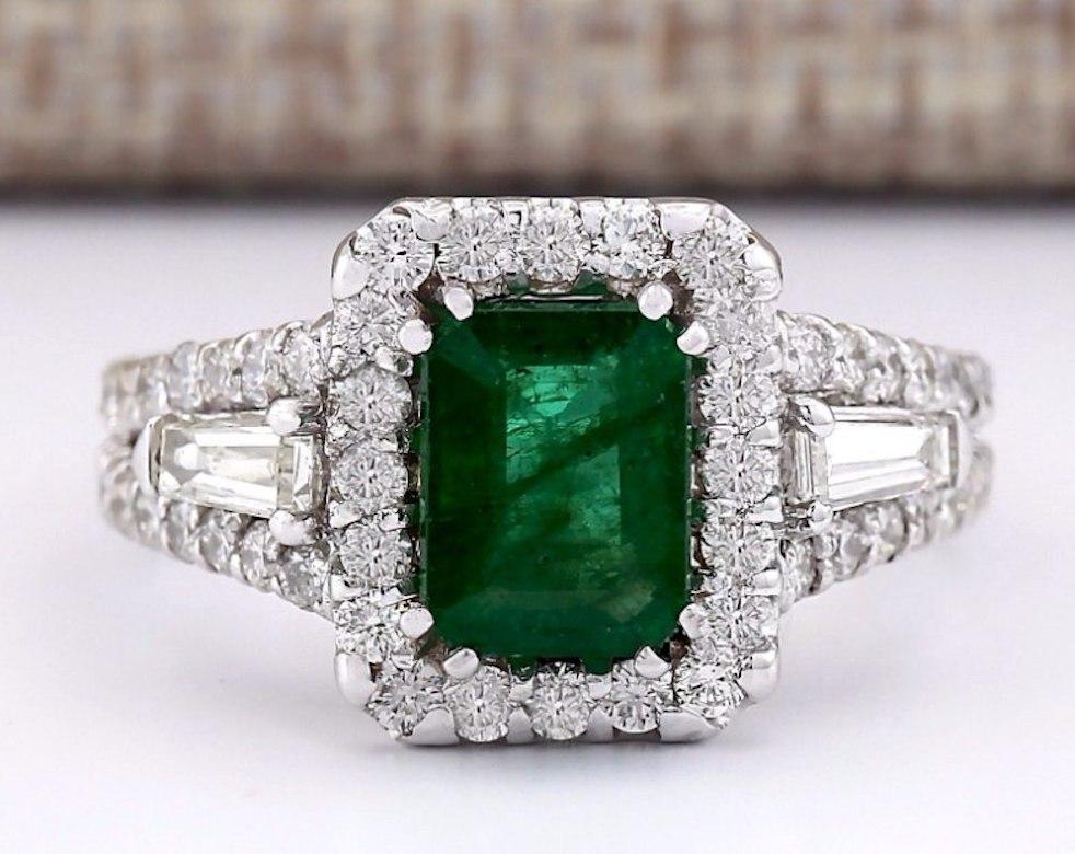 Women's 18 Karat White Gold Natural Deep Emerald Diamond Ring for Her For Sale