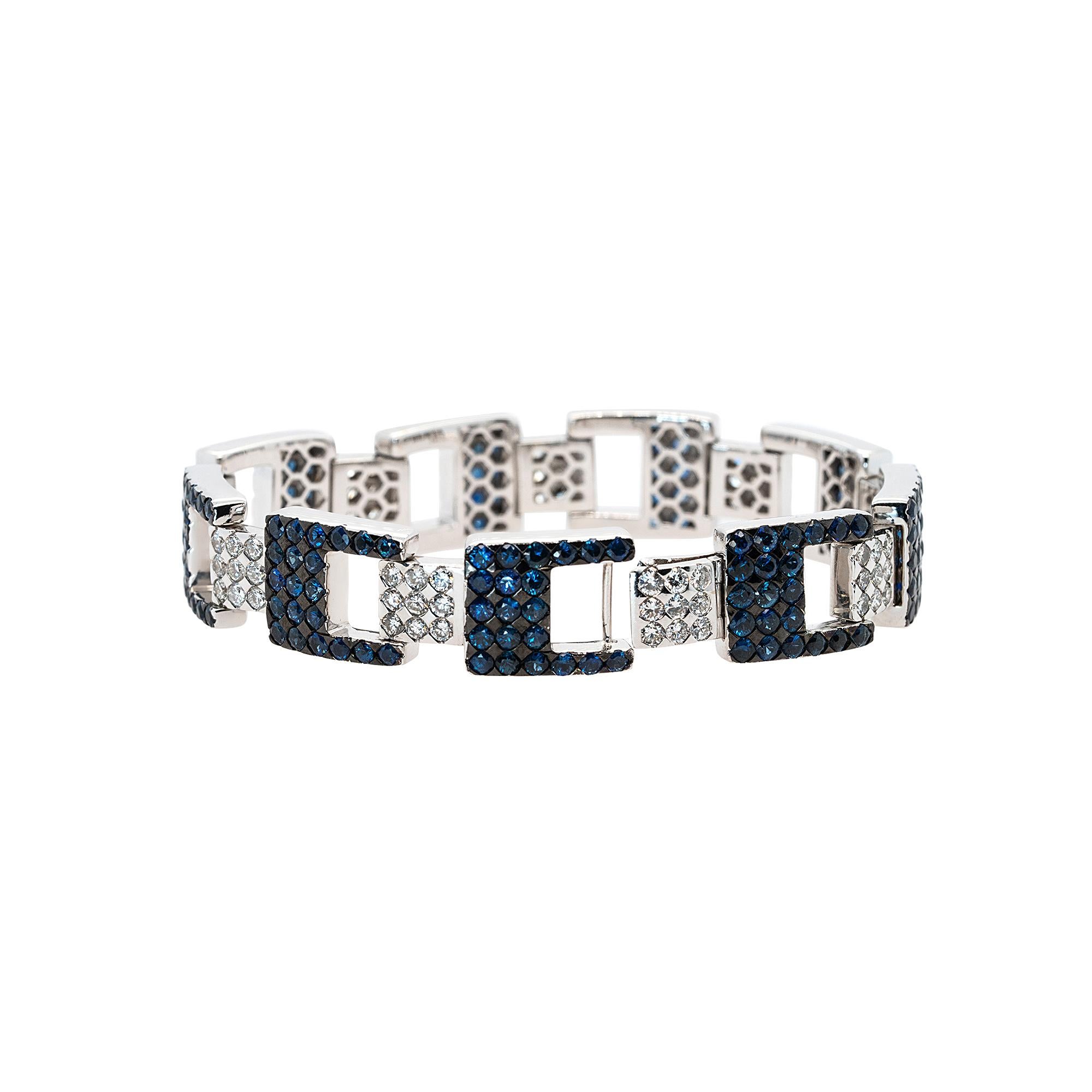 Round Cut 18k White Gold Natural Diamond and Sapphire Bracelet For Sale