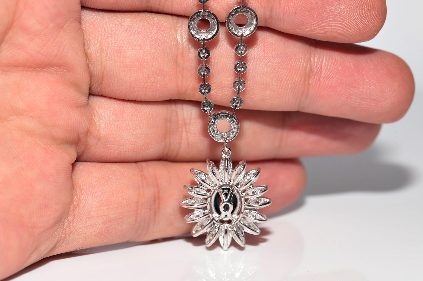 18k White Gold Natural Diamond And Sapphire Decorated Necklace For Sale 4